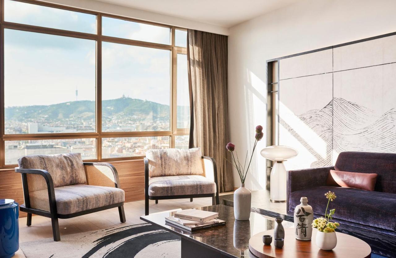Nobu Hotel Barcelona Luaran gambar A living room in a typical apartment